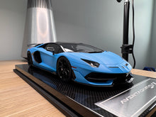Load image into Gallery viewer, Lamborghini Aventador SVJ - Blu Seiler - 1:18