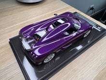 Load image into Gallery viewer, Koenigsegg CCX - Purple Carbon - 1:18