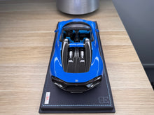 Load image into Gallery viewer, Bugatti Mistral - blue - 1:18