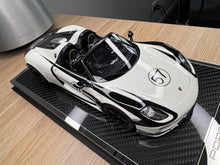 Load image into Gallery viewer, Porsche 918 Spyder - Luminous Green number 57 - 1:18