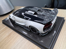 Load image into Gallery viewer, Bugatti Chiron 2.0 White with Luminous Blue - 1:18