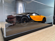 Load image into Gallery viewer, Bugatti Chiron Super Sport - Nocturne / Yellow - 1:18