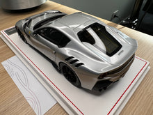 Load image into Gallery viewer, Ferrari F12tdf - Grigio Silverstone - 1:18