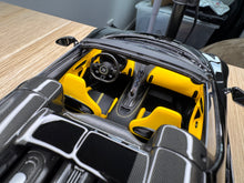 Load image into Gallery viewer, Bugatti Mistral - launch black - 1:18