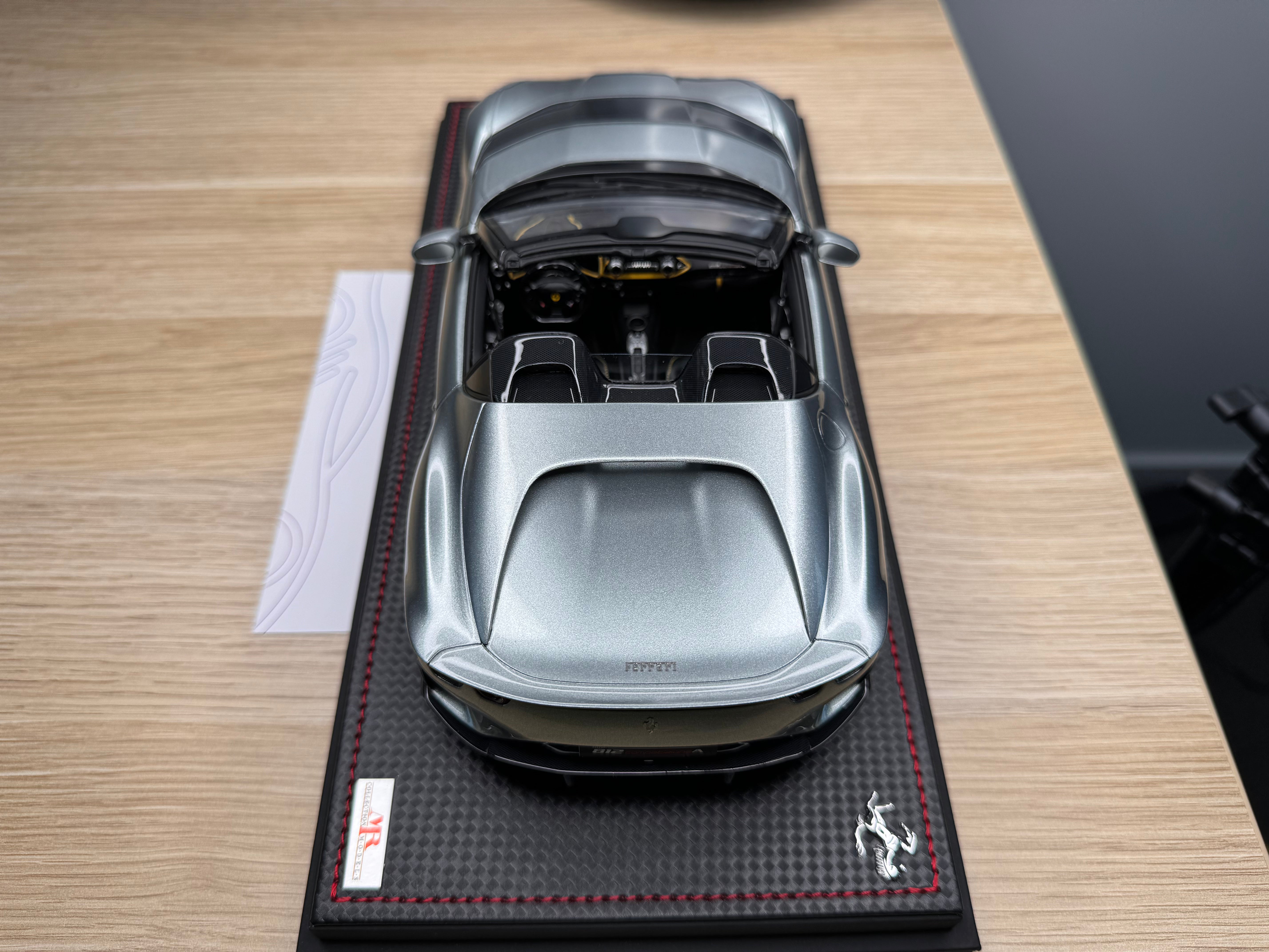 Ferrari 812 Competizione A - Grigio Coburn - 1:18