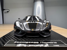 Load image into Gallery viewer, Koenigsegg Regera - Carbon Gold - 1:18