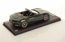 Load image into Gallery viewer, Ferrari Roma Spider - Verde Zeltweg LE49 - 1:18