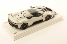 Load image into Gallery viewer, Ferrari F80 - Alluminio Lucido LE49 - 1:18