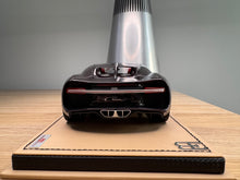 Load image into Gallery viewer, Bugatti Chiron Sky View - Red Carbon / Black - 1:18