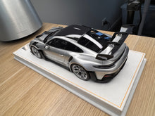 Load image into Gallery viewer, Porsche 911 992 GT3RS - GT Silver - 1:18
