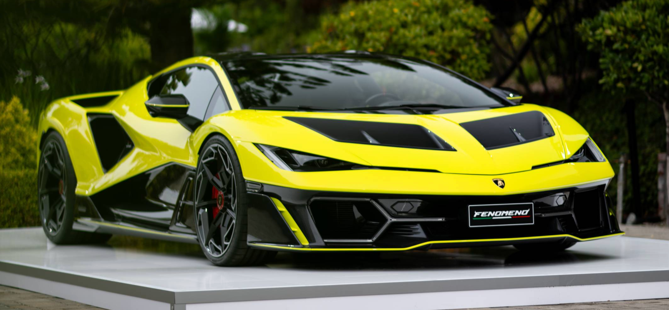 Lamborghini Fenomeno - Giallo Crius - 1:18