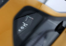 Load image into Gallery viewer, Alfa Romeo 33 Stradale - Ocra Black Interior - 1:18