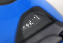 Load image into Gallery viewer, Alfa Romeo 33 Stradale - Blu Reale Black Interior - 1:18