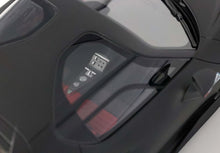 Load image into Gallery viewer, Alfa Romeo 33 Stradale - Matte Carbon - 1:18