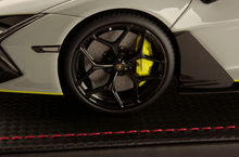 Load image into Gallery viewer, Lamborghini Revuelto - Grigio Haiti - 1:18