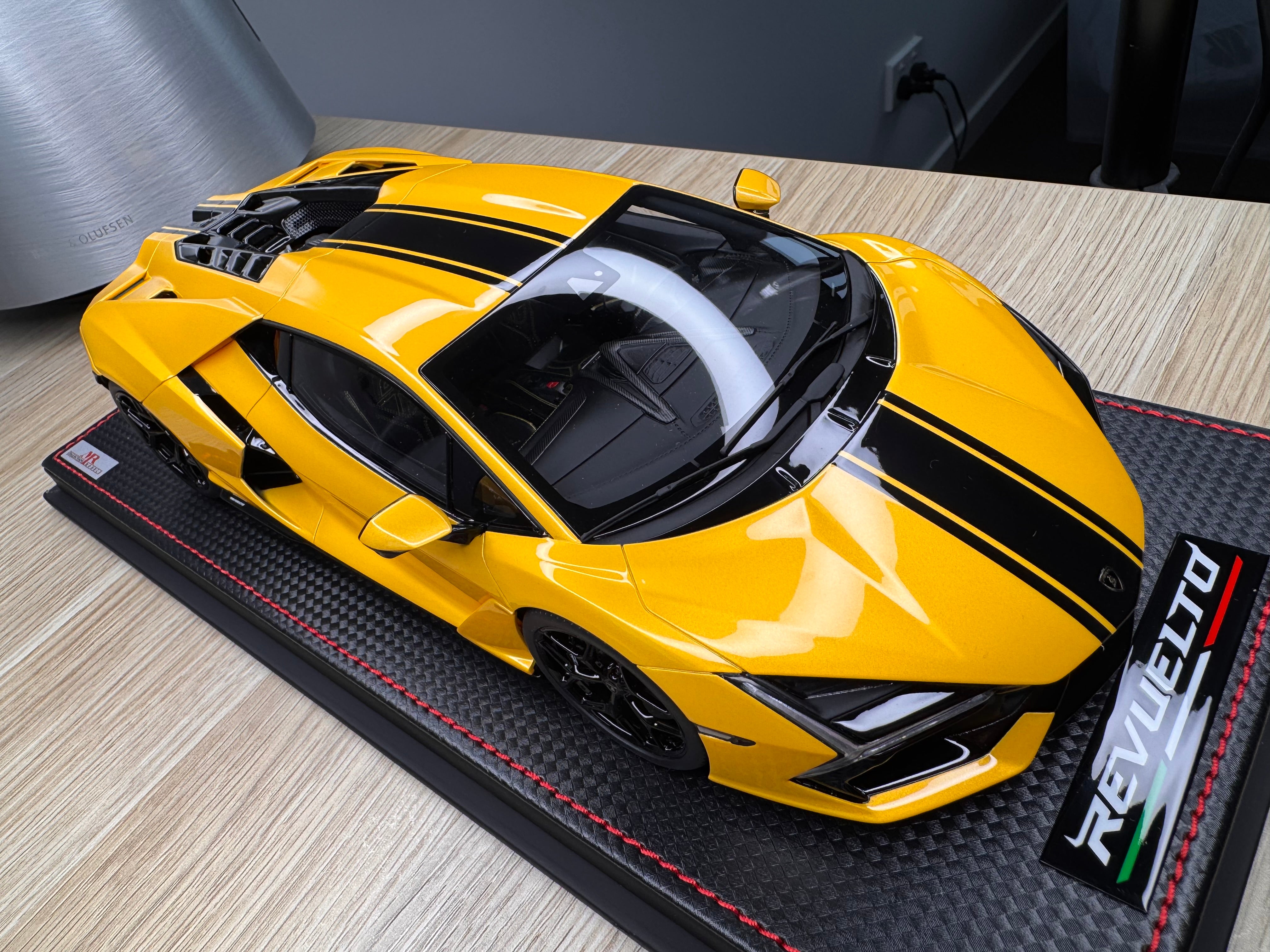 Lamborghini Revuelto - 20th Anniversario China Giallo Inti LE99 - 1:18