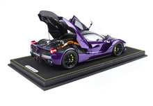 Load image into Gallery viewer, Ferrari LaFerrari - Dubai purple Viola Vio OPEN PARTS - 1:18
