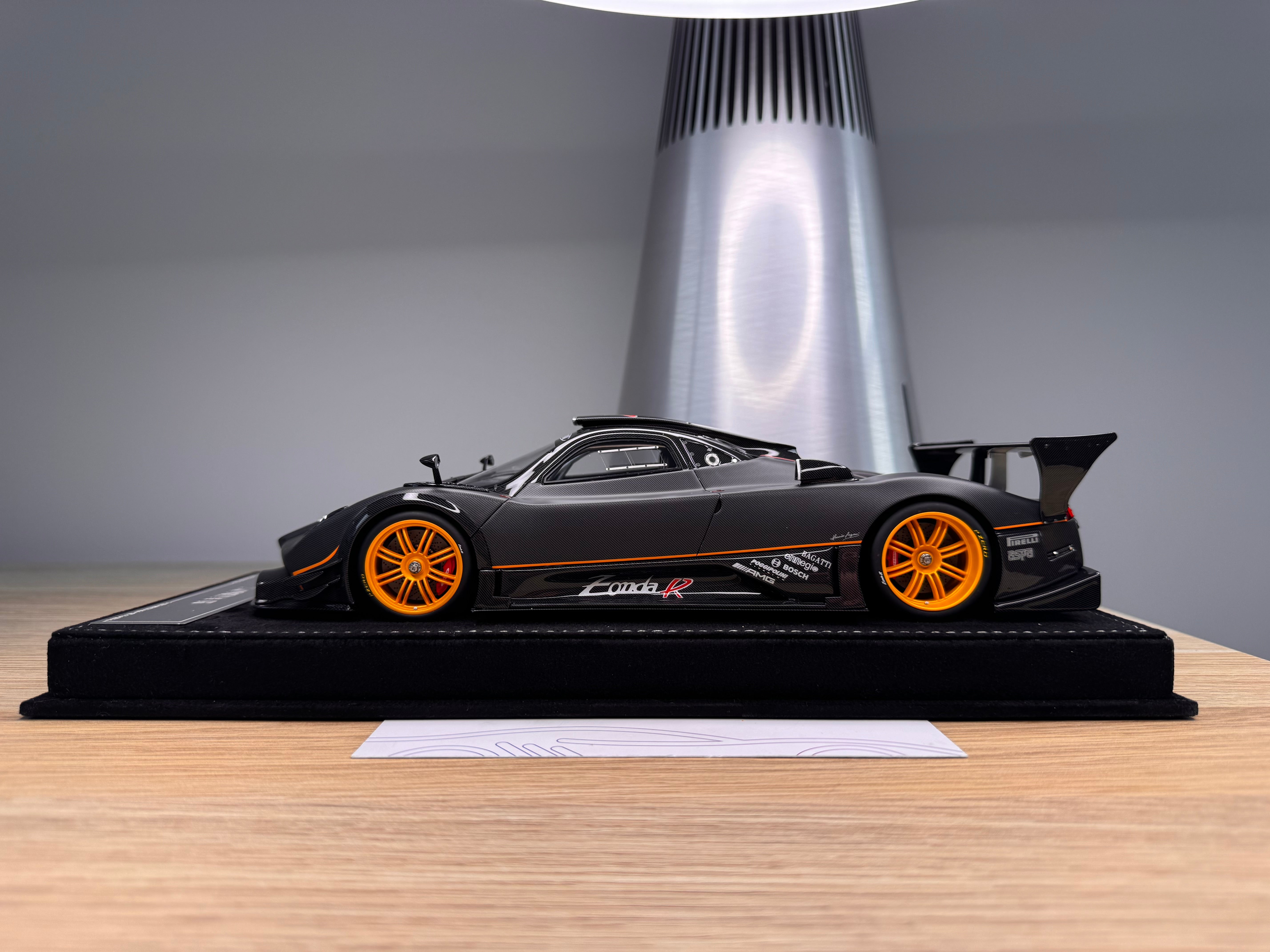Pagani Zonda R - Matte Black Carbon - 1:18
