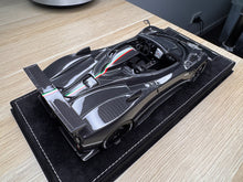 Load image into Gallery viewer, Pagani Zonda Cinque Roadster - Black / Carbon - 1:18
