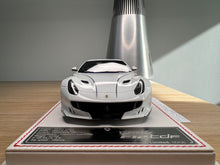 Load image into Gallery viewer, Ferrari F12tdf - Fuji White - 1:18
