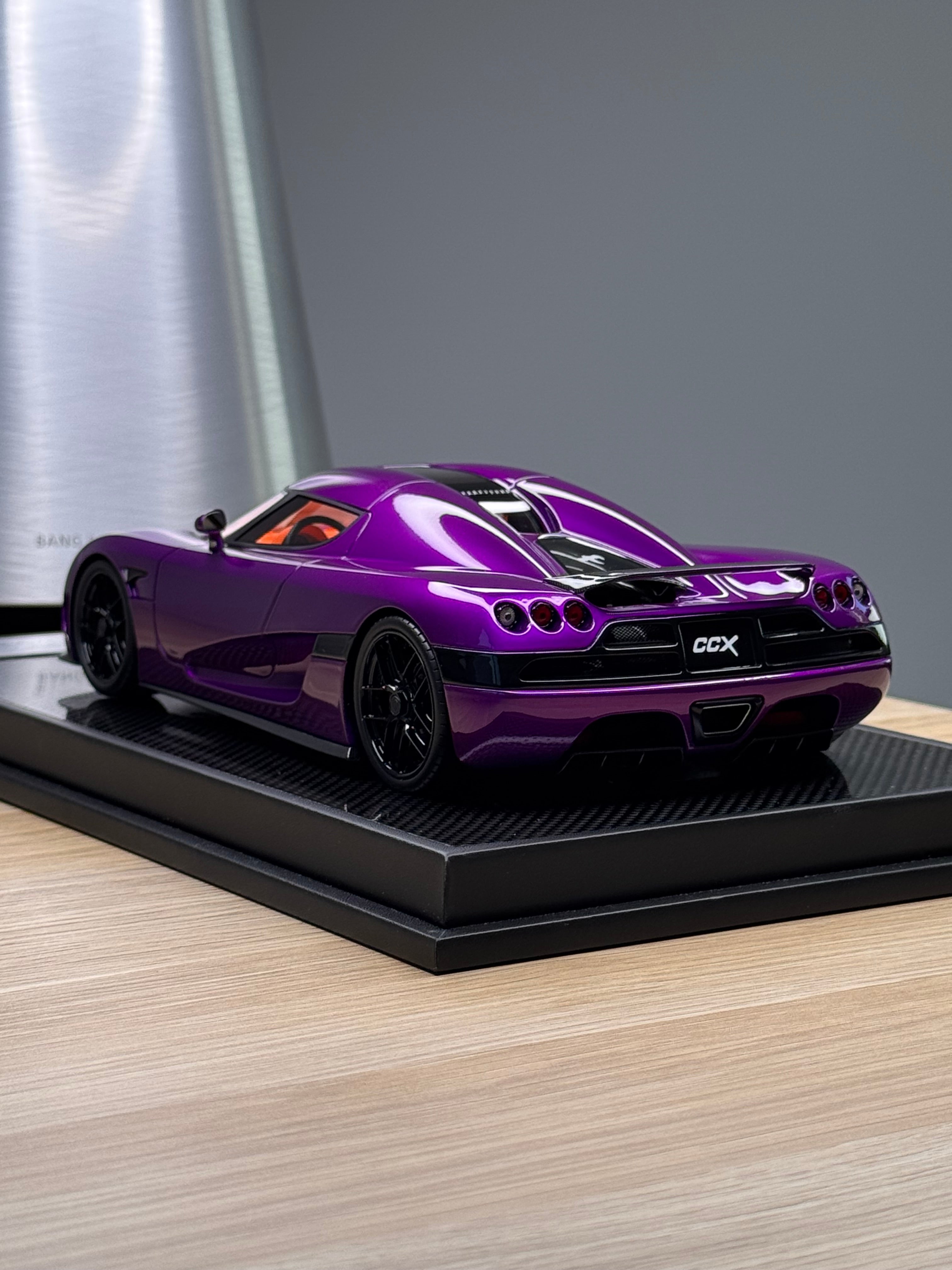 Koenigsegg CCX - Purple - 1:18