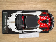 Load image into Gallery viewer, Lamborghini Aventador SVJ - Pearl White / Rosso Khonsu - 1:18
