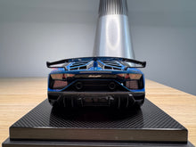 Load image into Gallery viewer, Lamborghini Aventador SVJ - Blu Uranus - 1:18
