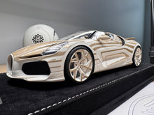 Load image into Gallery viewer, Bugatti Mistral - La Perle Rare - 1:18
