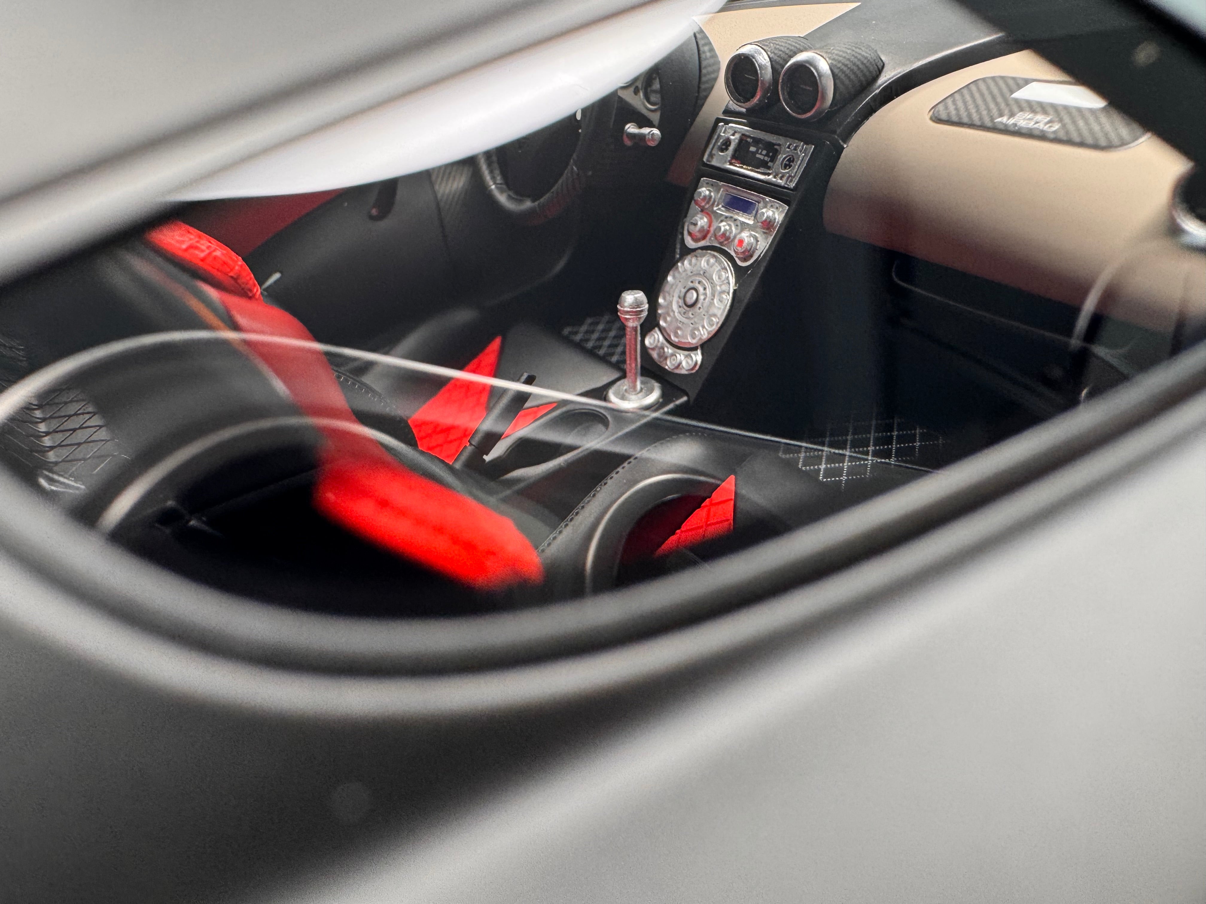 Koenigsegg CCXR - Storm Black (matte) - 1:18