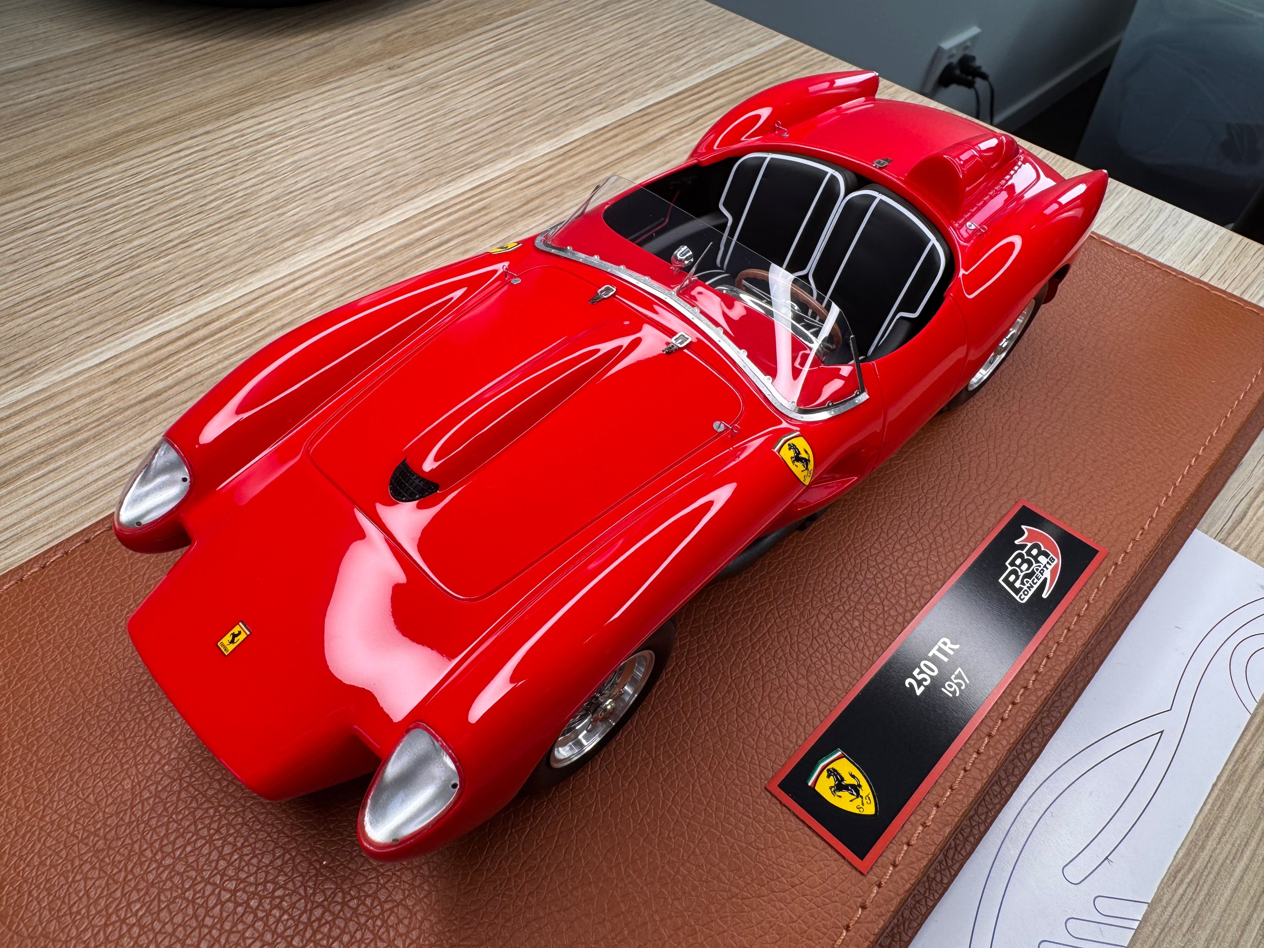 Ferrari 250 Testarossa 1957 - red - 1:18