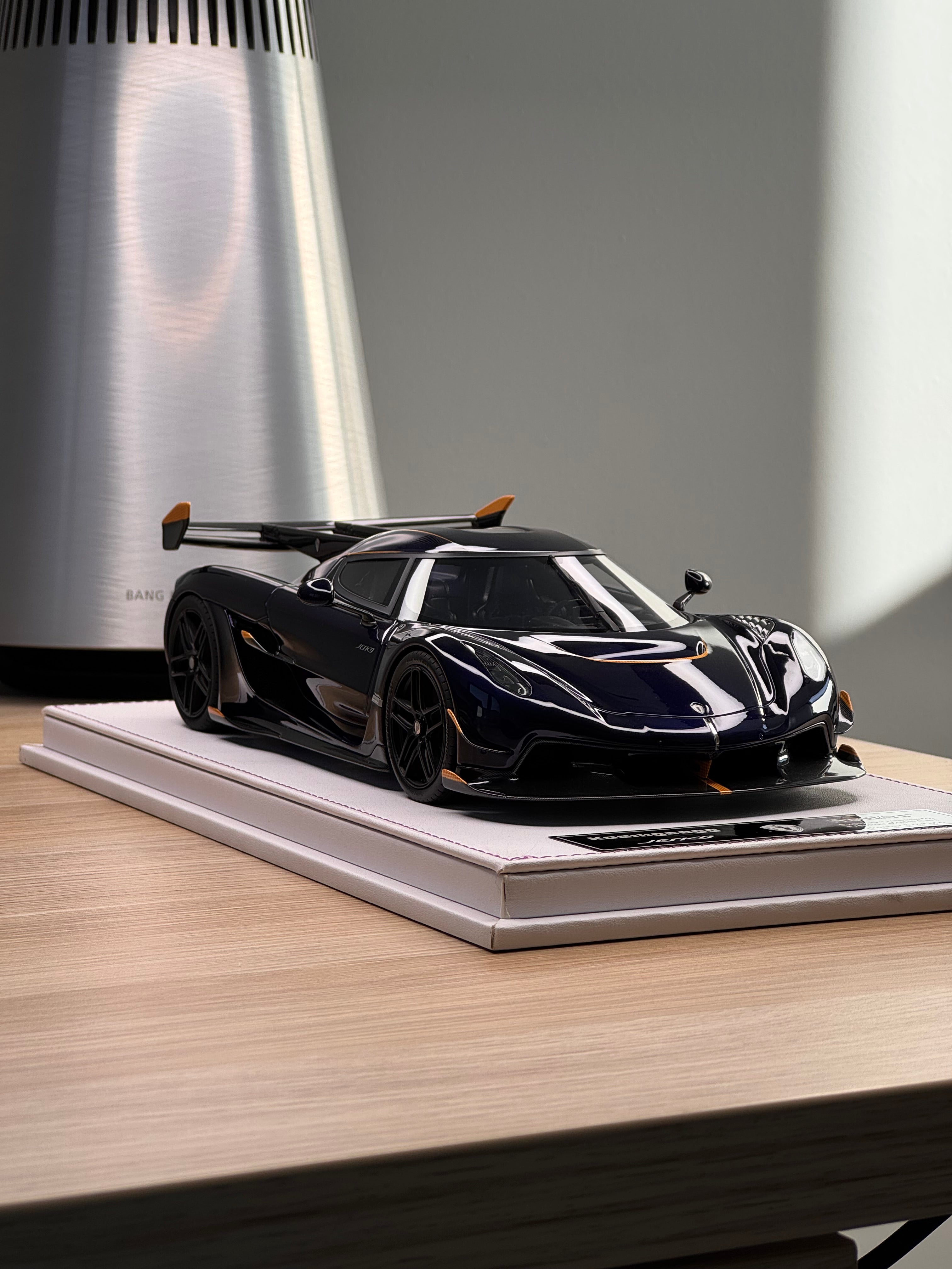 Koenigsegg Jesko PMC Special Project - Blue Scuro Candy - 1:18