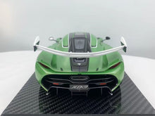 Load image into Gallery viewer, Koenigsegg Jesko PMC Special Project - pearl green - 1:18
