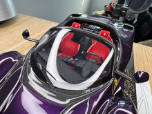 Load image into Gallery viewer, Ferrari LaFerrari Aperta - Viola Hong Kong 1 of 1 - 1:18
