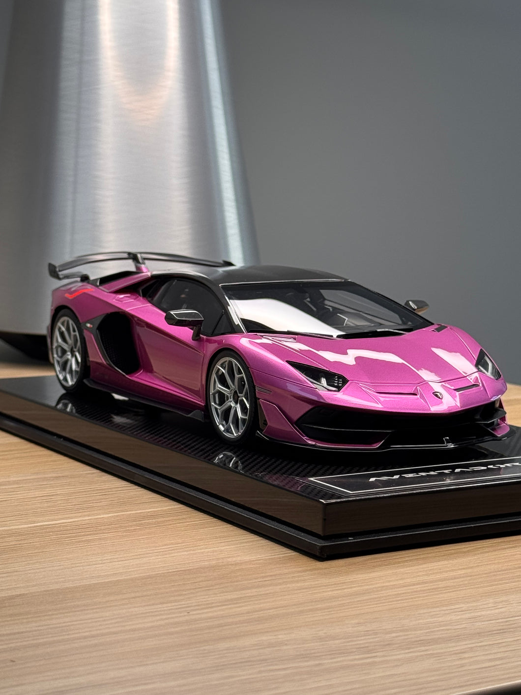 Lamborghini Aventador SVJ - Viola 30th - 1:18