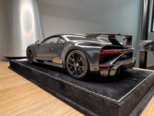 Load image into Gallery viewer, Bugatti Chiron Pur Sport - Black Carbon - 1:18
