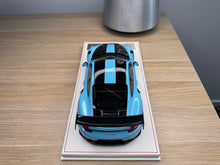 Load image into Gallery viewer, Porsche 911 GT2RSMR - Gulf Blue - 1:18
