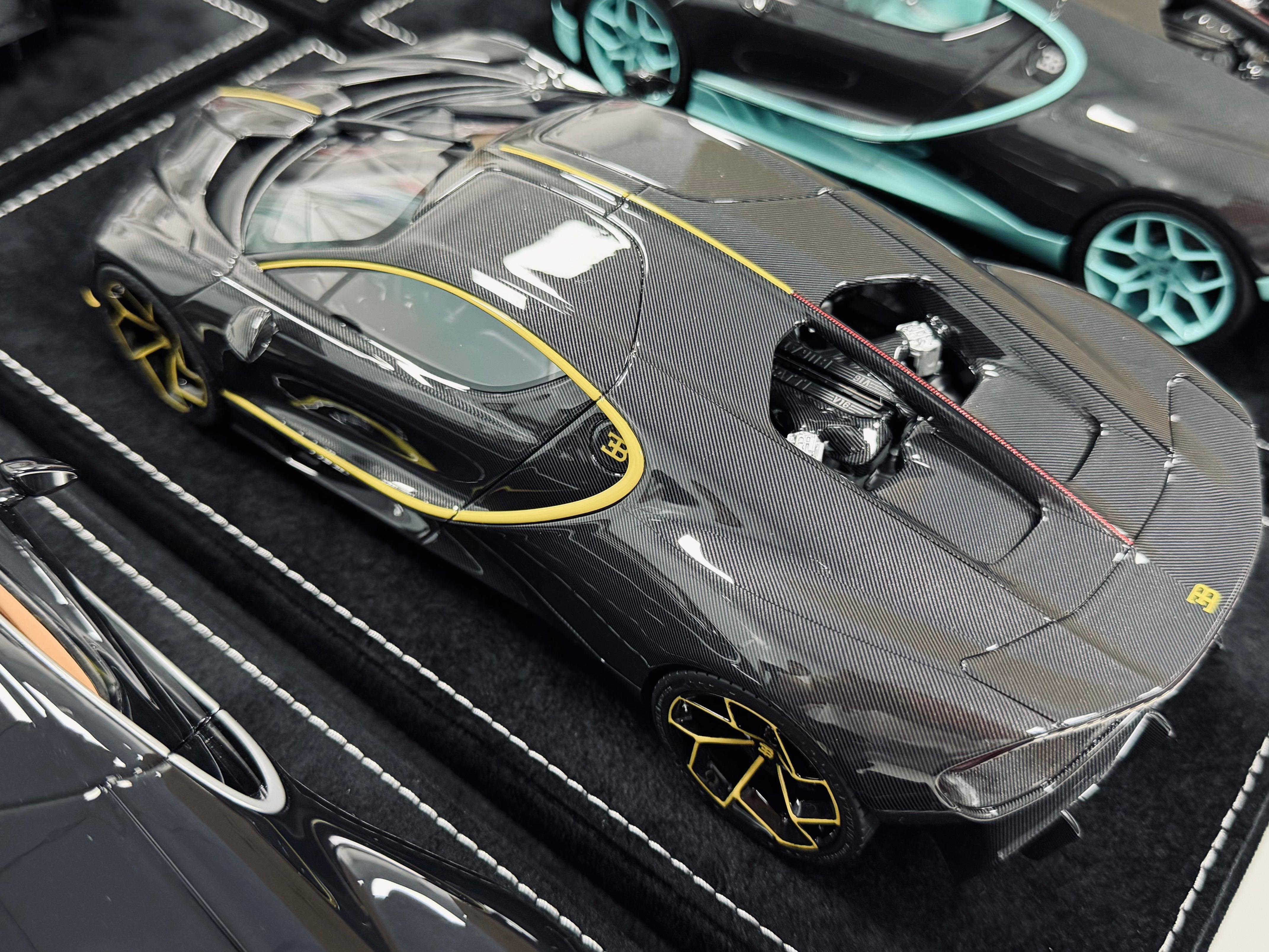Bugatti Tourbillon - select colour - 1:18