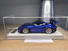 Load image into Gallery viewer, Porsche 911 992 GT3RS - Metallic Blue - 1:18
