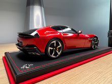 Load image into Gallery viewer, Ferrari 12 Cilindri - Rosso Imola - 1:18
