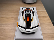 Load image into Gallery viewer, Koenigsegg Jesko 7558 PMC Special Project - Crystal White - 1:18
