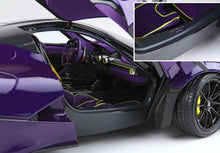 Load image into Gallery viewer, Ferrari LaFerrari - Dubai purple Viola Vio OPEN PARTS - 1:18
