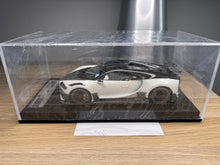 Load image into Gallery viewer, Bugatti Chiron 2.0 White with Luminous Blue - 1:18
