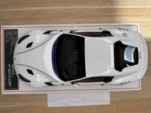 Load image into Gallery viewer, Ferrari F12tdf - Fuji White - 1:18
