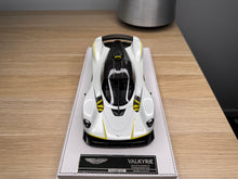 Load image into Gallery viewer, Aston Martin Valkyrie PMC Special Project - pearl white - 1:18
