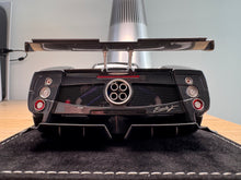 Load image into Gallery viewer, Pagani Zonda F hard top - Black Carbon - 1:18

