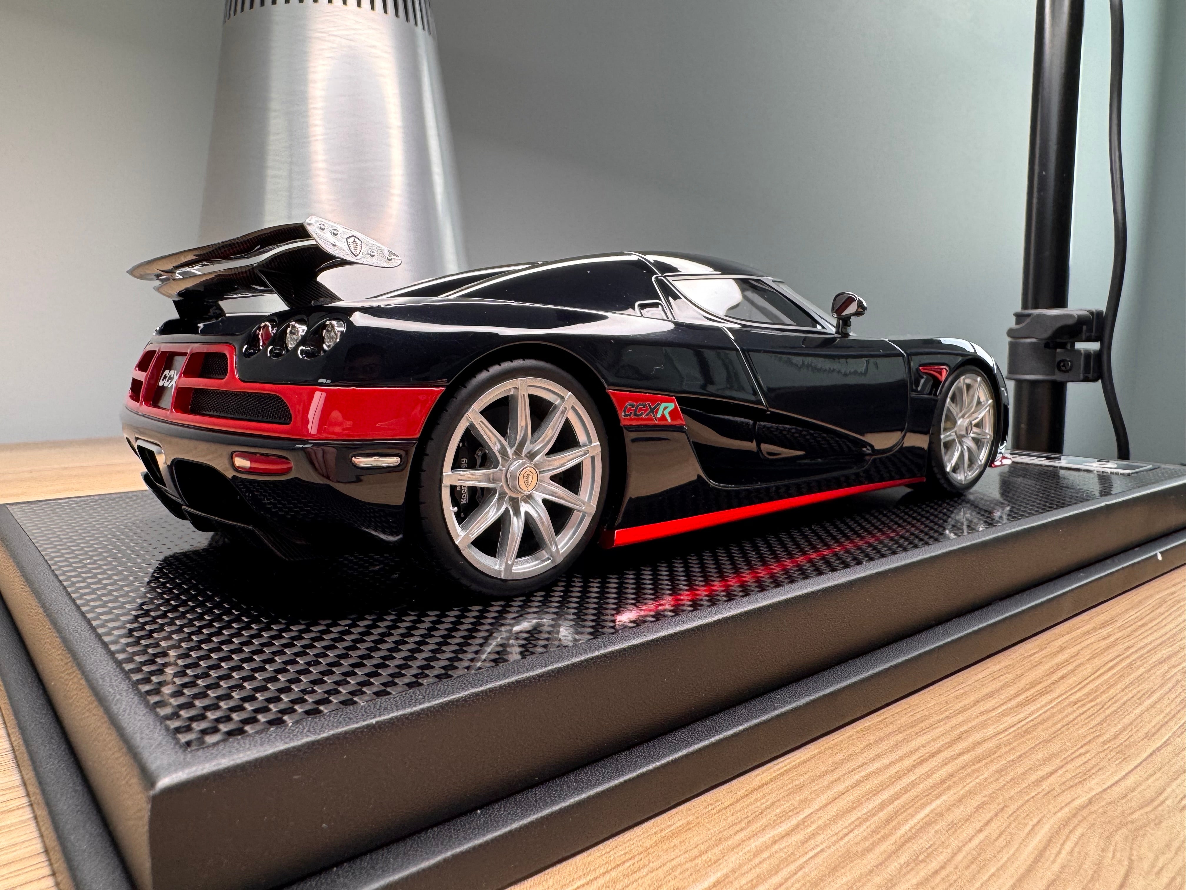 Koenigsegg CCXR - Gloss Black - 1:18