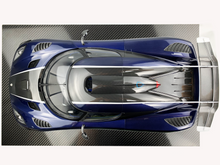 Load image into Gallery viewer, Koenigsegg One:1 Blue Carbon open parts - 1:8
