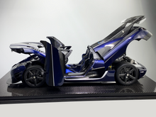 Load image into Gallery viewer, Koenigsegg One:1 Blue Carbon open parts - 1:8
