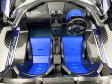 Load image into Gallery viewer, Koenigsegg One:1 Blue Carbon open parts - 1:8
