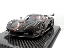 Load image into Gallery viewer, Koenigsegg Jesko PMC Special Project - dark tinted clear carbon - 1:18
